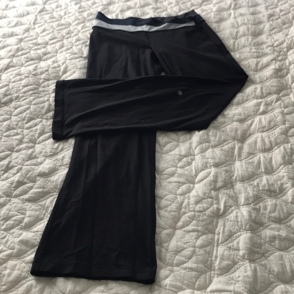 Lululemon yoga pants flared leg